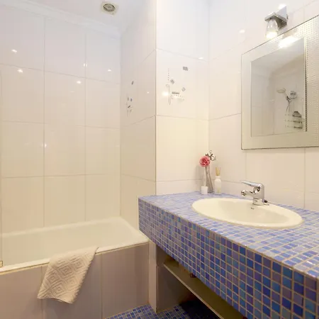 Port Eline Apartment